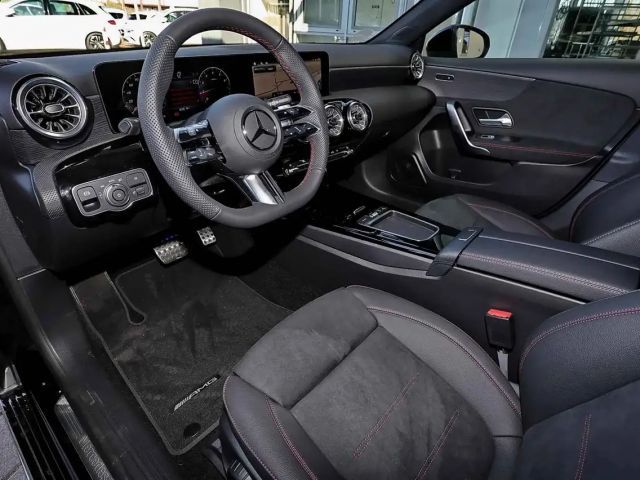 Mercedes-Benz A 200 AMG Line