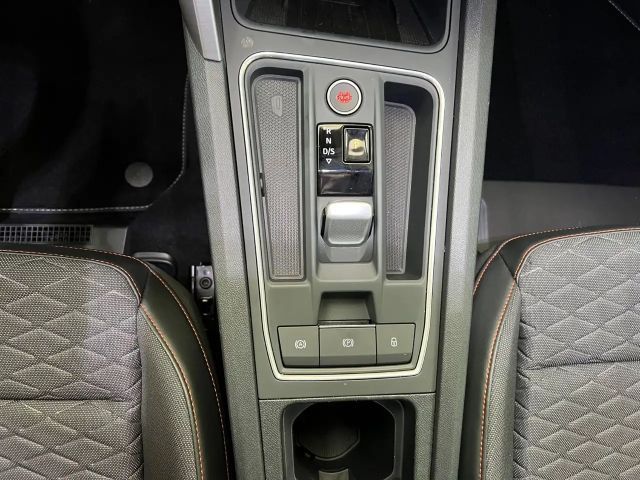 Seat Leon 1.5 eTSI FR-lijn Sportstourer