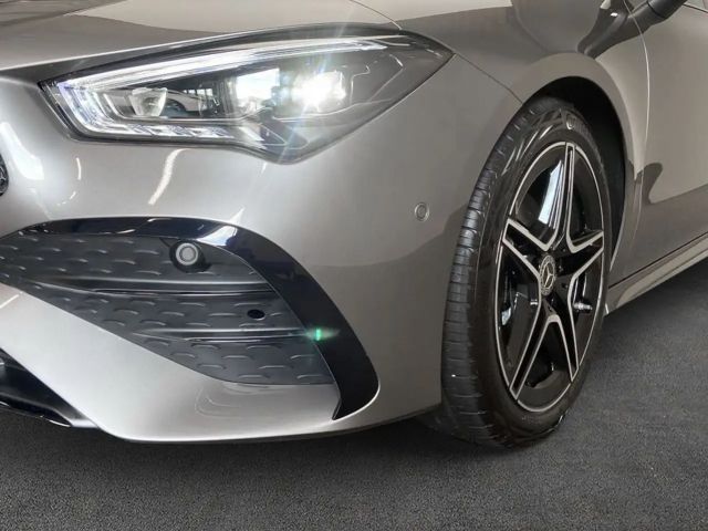 Mercedes-Benz CLA 180 CLA