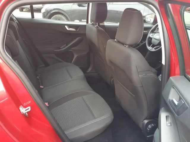 Ford Focus Titanium Wagon