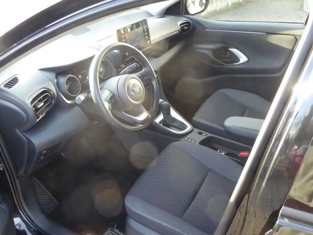 Toyota Yaris Comfort Hatchback Team D