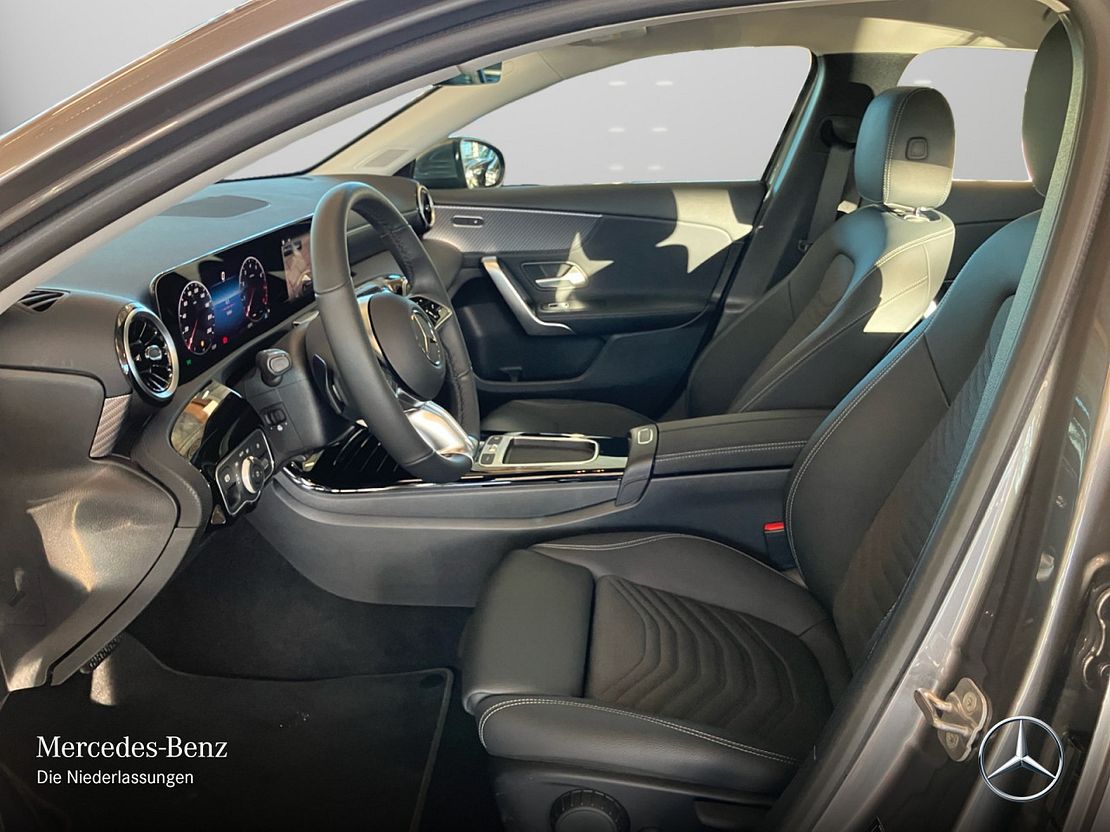 Mercedes-Benz A 200 Progressive