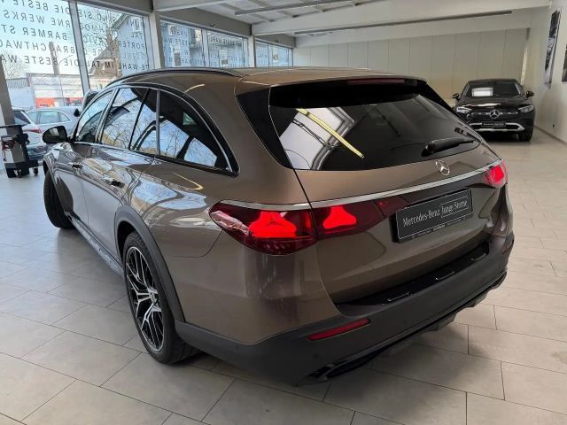 Mercedes-Benz E 450 4MATIC