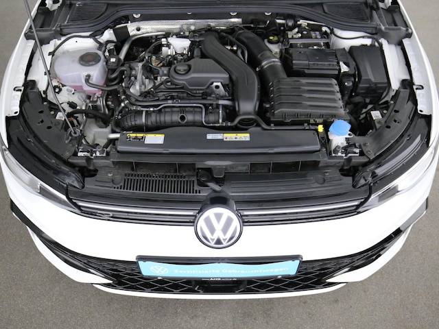 Volkswagen Golf 1.5 eTSI DSG Golf VIII R-Line