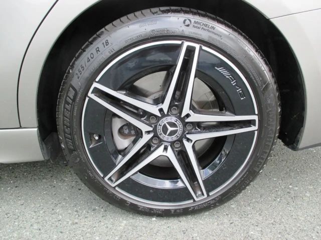 Mercedes-Benz C 300 4MATIC AMG Line Sedan