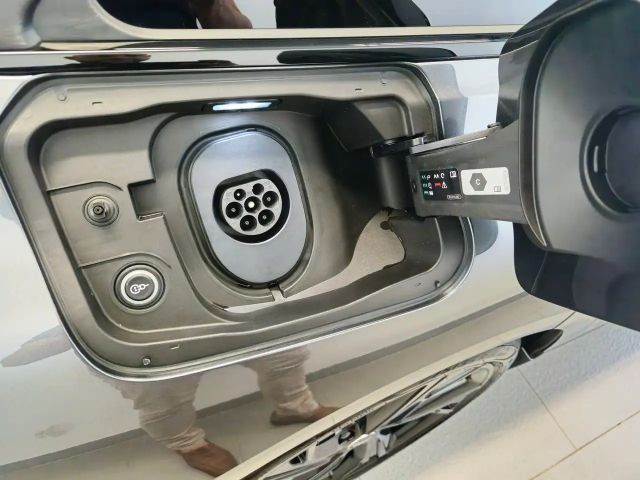 Audi A6 e-tron Quattro