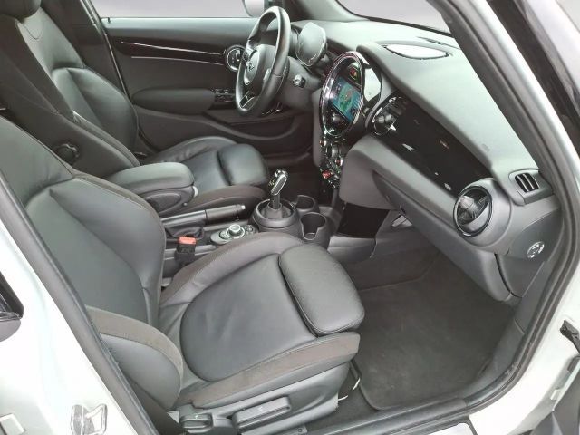 MINI Cooper S Classic Trim Aut. Navi Leder RFK Sitzh.