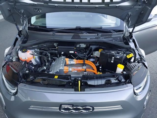 Fiat 500C Elektro 42 kWh