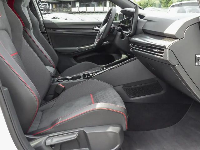 Volkswagen Golf 2.0 TSI GTI