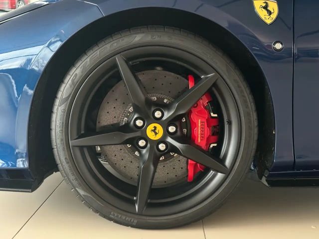 Ferrari F8 Spider