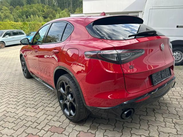 Alfa Romeo Stelvio Q4 Veloce
