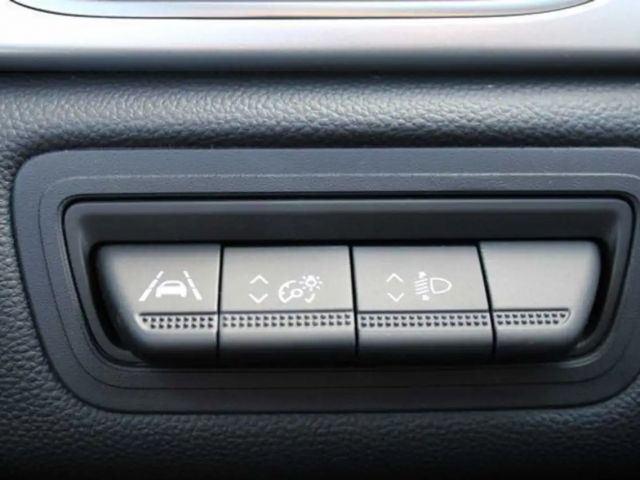 Renault Captur EDC Hybrid Techno