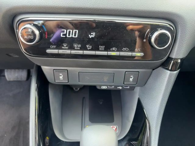 Toyota Yaris Hatchback