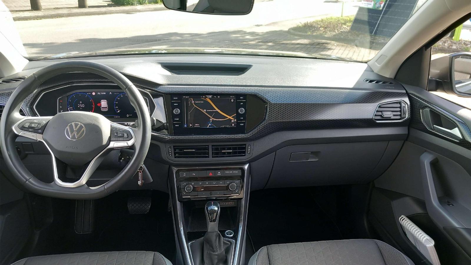 Volkswagen T-Cross Style