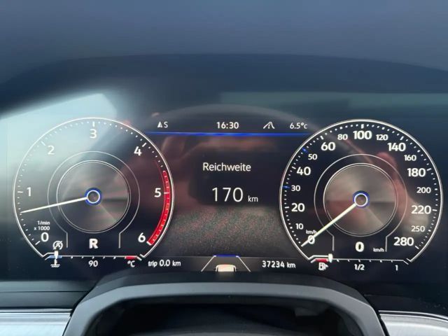 Volkswagen Touareg 3.0 V6 TDI R-Line