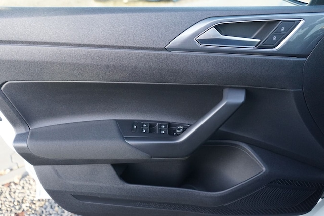 Volkswagen Polo 1.0 TSI Highline R-Line