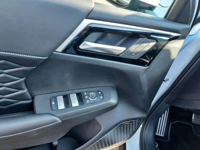 Mitsubishi Outlander 4WD PHEV