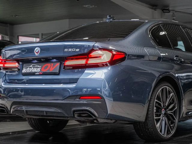 BMW 530 530e M-Sport Sedan
