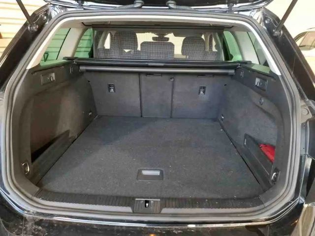 Volkswagen Passat 2.0 TDI Business DSG Variant