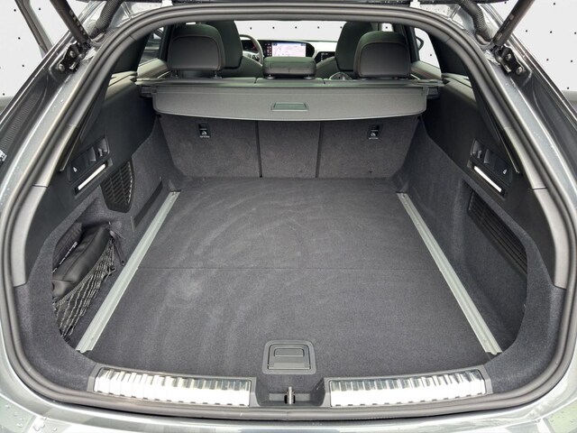 Audi A6 Avant Quattro S-Tronic