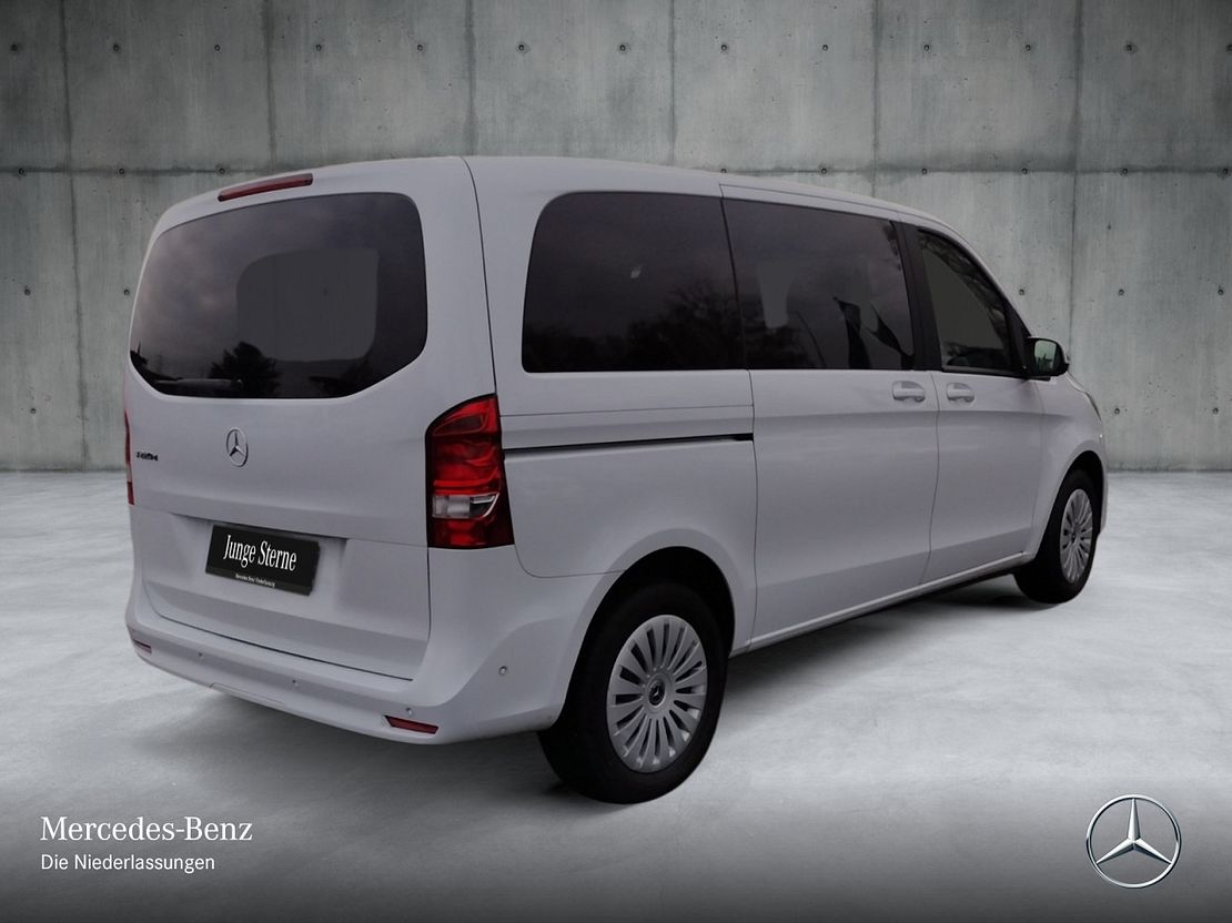 Mercedes-Benz V 220 V 220 d