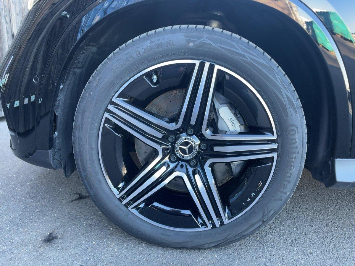 Mercedes-Benz GLC 300 4MATIC AMG Line GLC 300 d