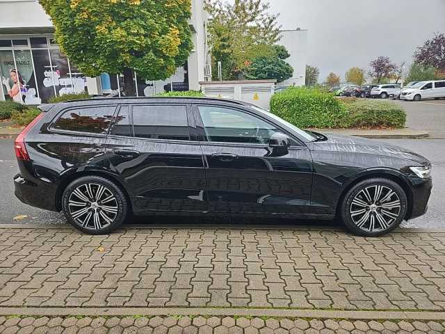 Volvo V60 AWD Dark Plus T6