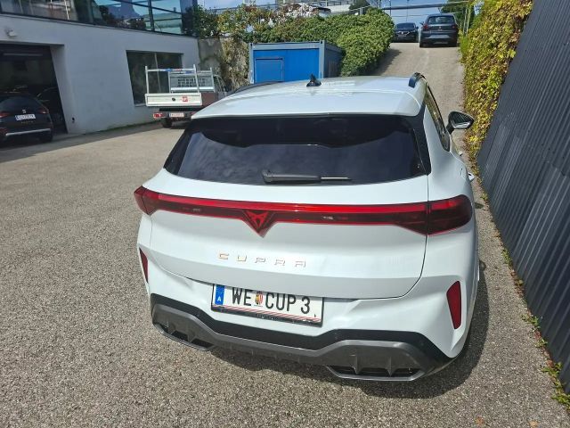 Cupra Terramar 1.5 e-Hybrid