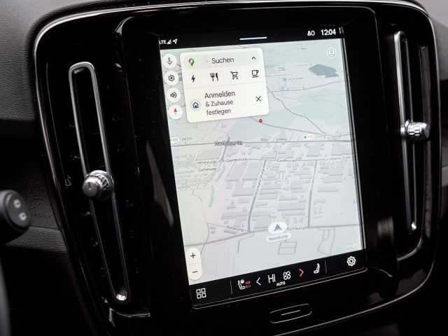 Volvo XC40 Core Recharge