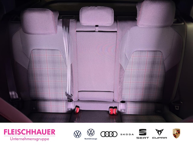 Volkswagen Golf 2.0 TSI Golf VIII