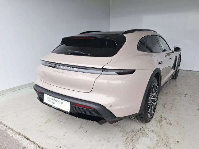 Porsche Taycan 4 Cross Turismo