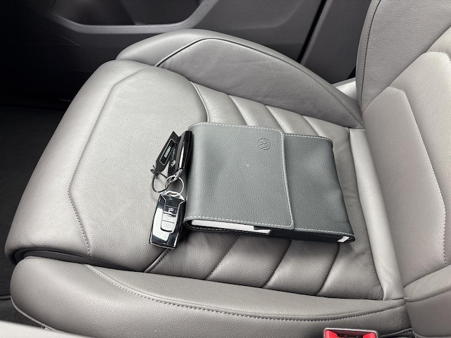 Volkswagen Touareg Touareg 3.0  Atm  DT210TDI A8A