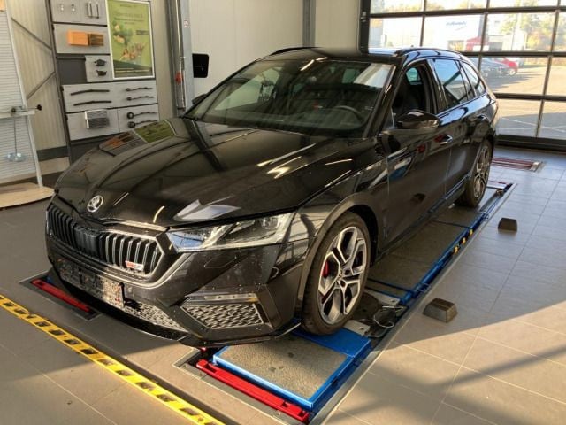 Skoda Octavia 2.0 TSI Combi RS