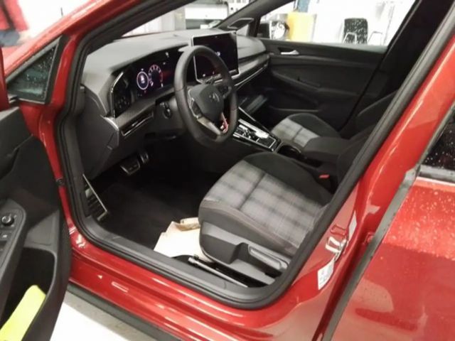 Volkswagen Golf 2.0 TSI DSG GTI