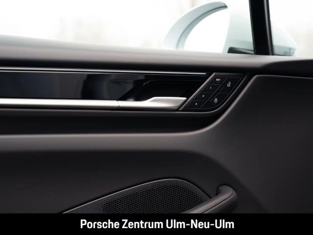 Porsche Macan Surround View BOSE Luftfederung 21-Zoll