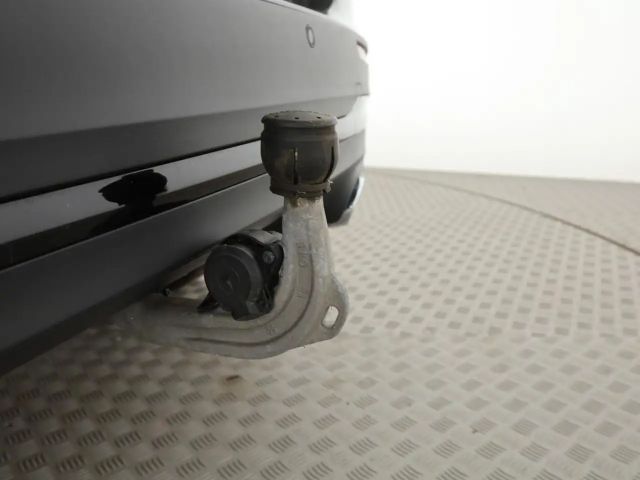 Mercedes-Benz GLA 200 4MATIC AMG Line