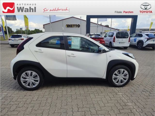 Toyota Aygo X 1.0 VVT-i Play