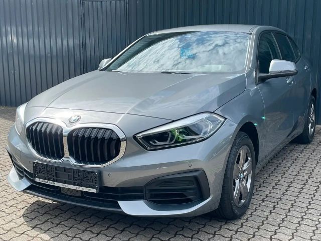 BMW 116 116i 5-deurs Sedan