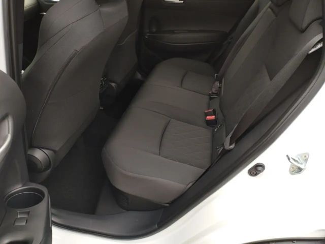 Toyota Corolla Cross Team D