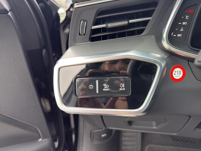 Audi A6 40 TDI Avant S-Tronic