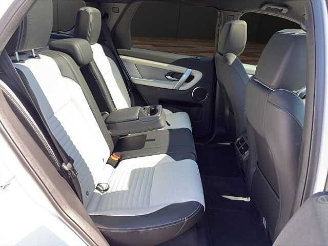 Land Rover Discovery Sport D200 Dynamic SE