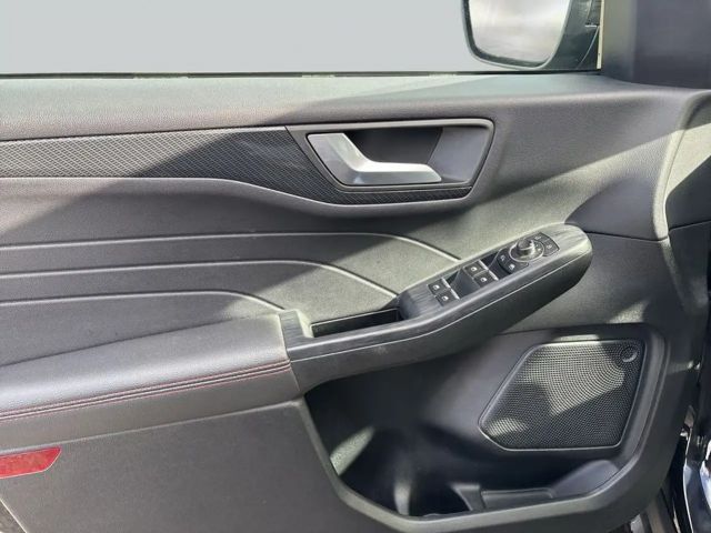 Ford Kuga Plug in Hybrid ST Line X