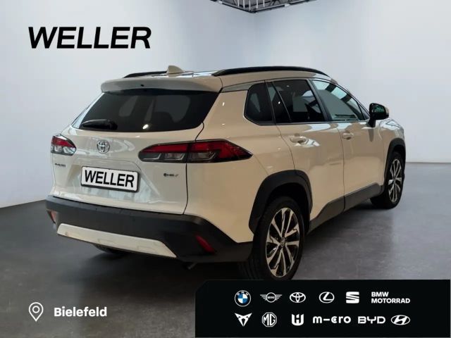 Toyota Corolla Cross Hybride Team D