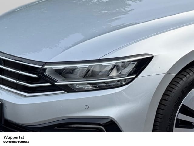 Volkswagen Passat DSG GTE Variant