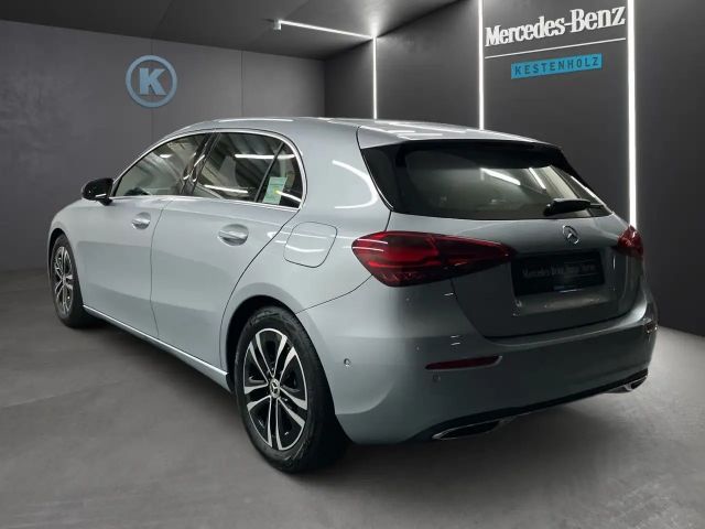 Mercedes-Benz A 180 Progressive
