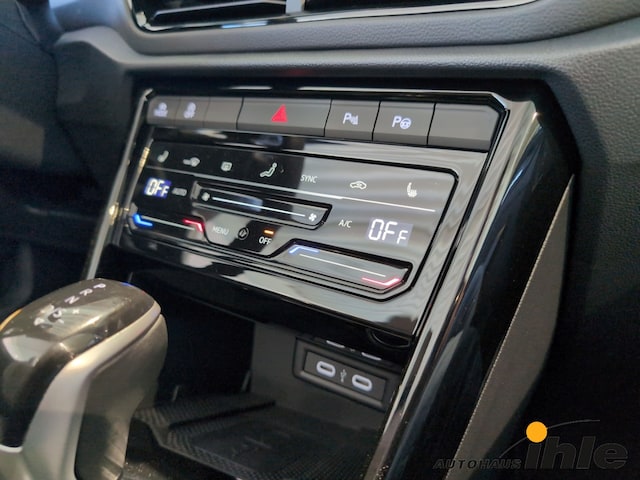 Volkswagen T-Roc Cabriolet DSG R-Line Style