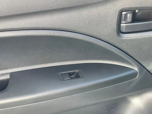 Mitsubishi Space Star Star