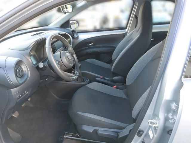 Toyota Aygo X Hatchback Play VVT-i