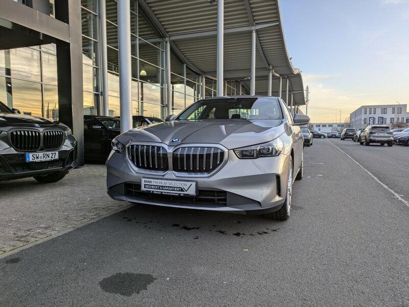 BMW 530 530e Sedan
