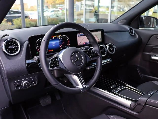 Mercedes-Benz GLA 180 ProgressiveAdvanced/AHK/Kamera/LED/Night
